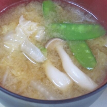 Momoさん　こんちには
久しぶりのリピです　やっぱり白菜の甘味が良いですね
１日の元気の源　朝の味噌汁で戴きました＾＾